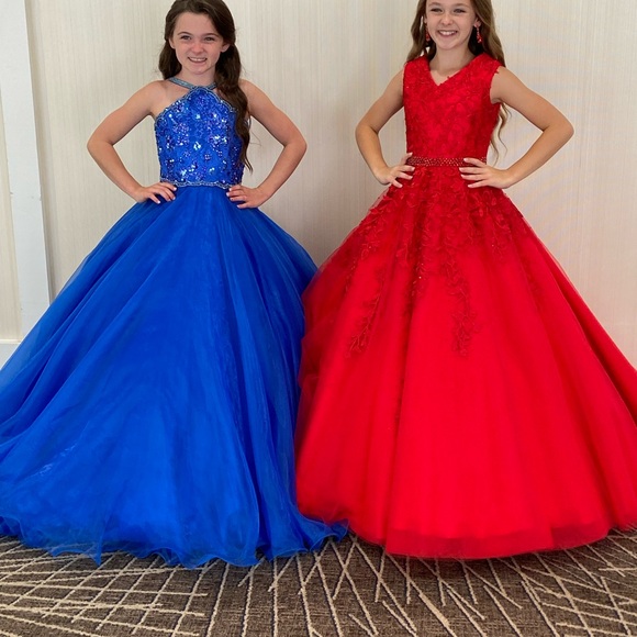 Sherri Hill red pageant gown bought new worn once for National Pageant - Picture 3 of 4